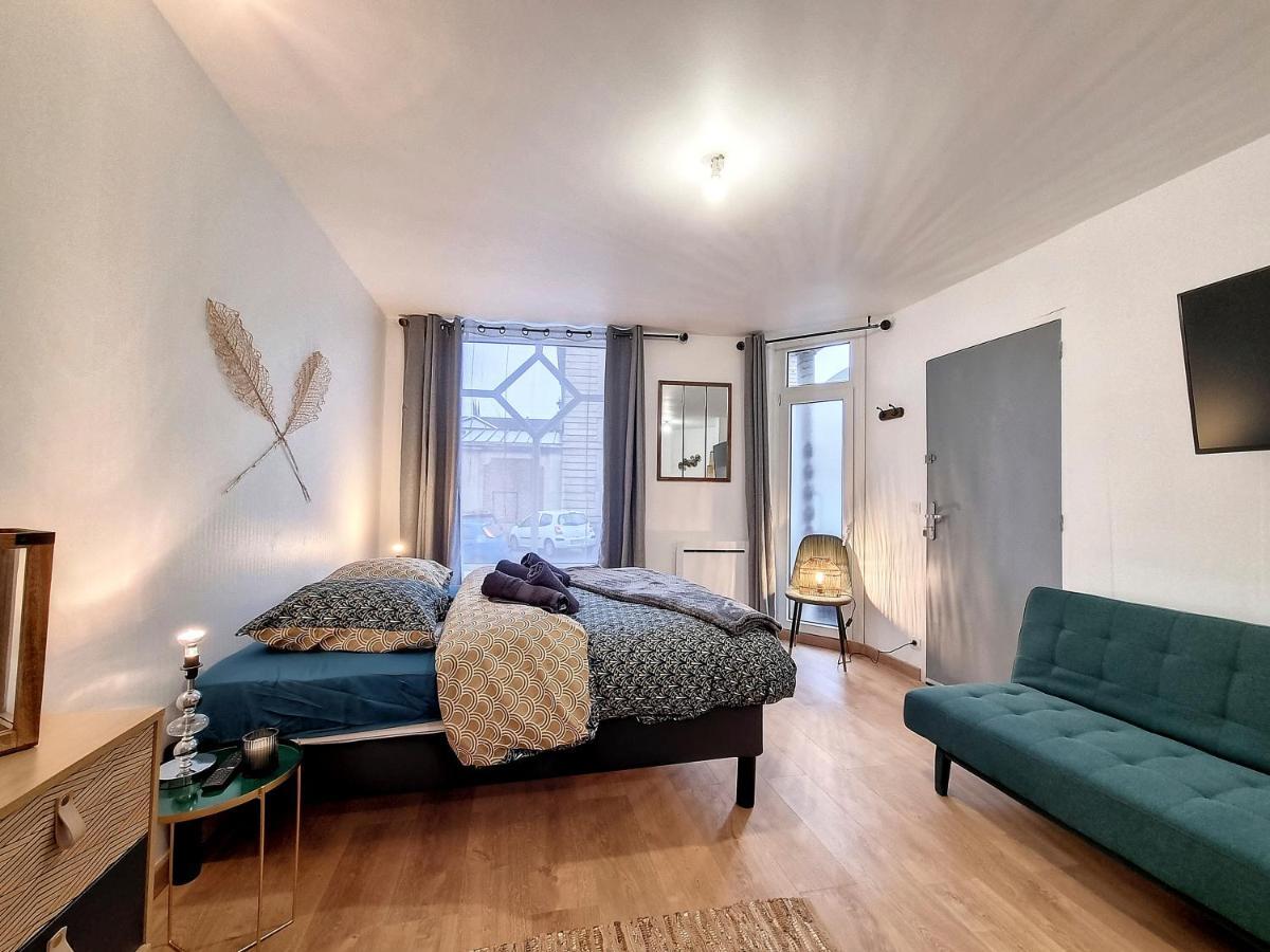 Agathe Apartment